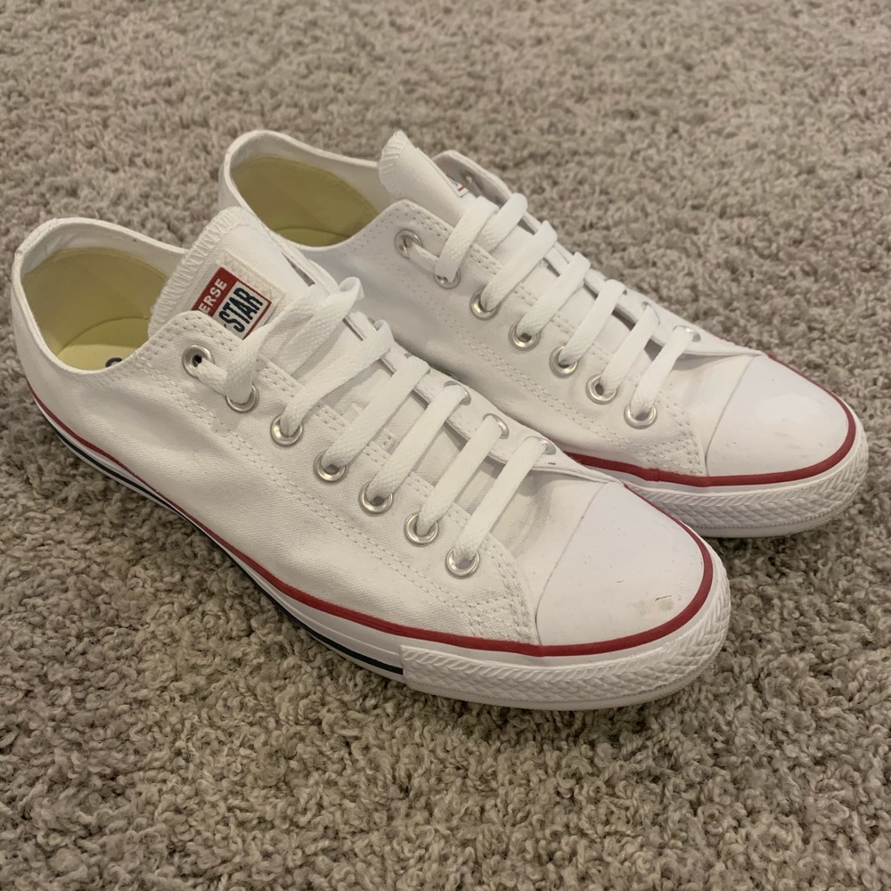 Men’s All White Converse All Stars